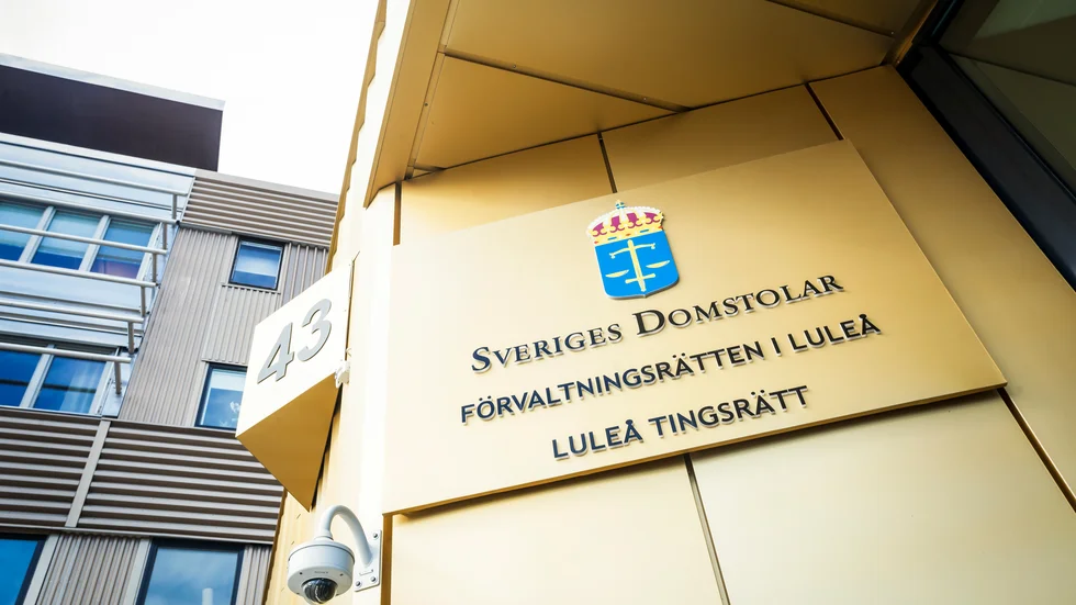 En 15-åring åtalas vid Luleå tingsrätt för våldtäkt mot barn efter att ha genomfört samlag med en 13-åring.