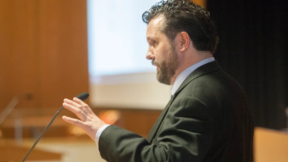 Jesper Ek har följt sin liberala övertygelse. Liberalerna i Katrineholm har förlorat en duktig politiker.