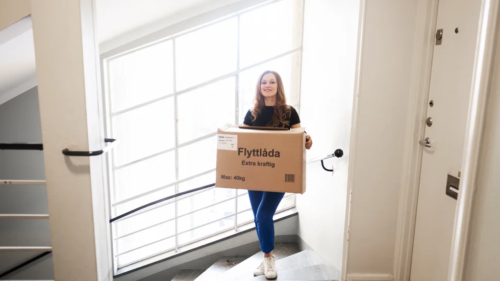 Ordningsexperten Paulina Draganja har flyttat 19 gånger och har viss erfarenhet att forsla ett hem från en adress till en annan. Långa förberedelser är nyckeln för att klara flytten på bästa sätt.
