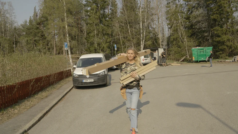 Hannah Graaf fick kritik från Anders Öfvergård i programmet Anders knackar på. Men hon är ändå glad över att ha tagit emot hjälpen. Jag fick lära mig mycket, säger hon.
