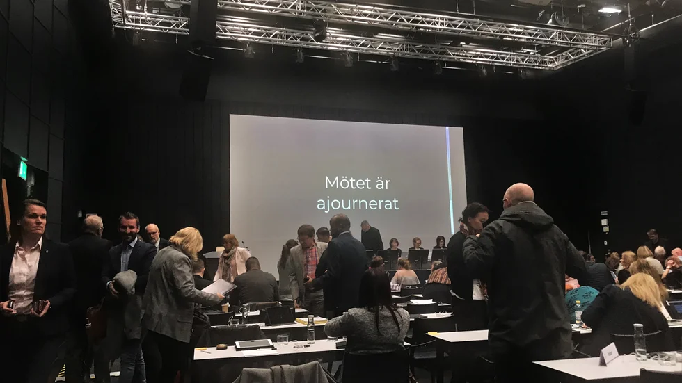 Klubbat och klart, regionledningen fick stöd för miljardinvesteringen i sjukhusbyggen. Men nu väntar det svåra: att ta ansvar för kostnadseffektivteten i alla led.