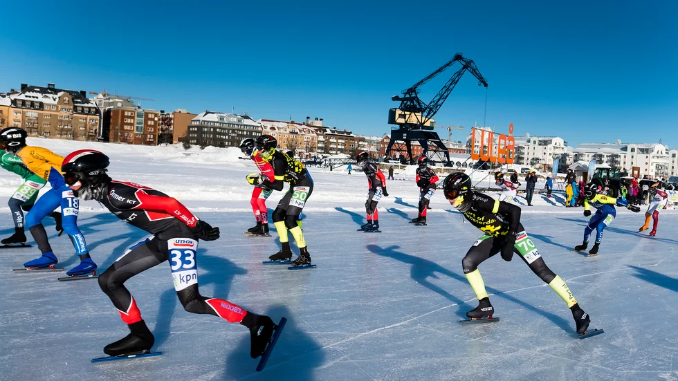 På torsdag startar KPN Grand Prix igen och efter plusgrader och regn ser det ut att kunna bli ganska bra förhållanden. Banan håller i alla fall hög isklass i år.