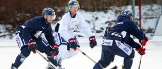 Whitney: "Vi är nog bättre på hockey"