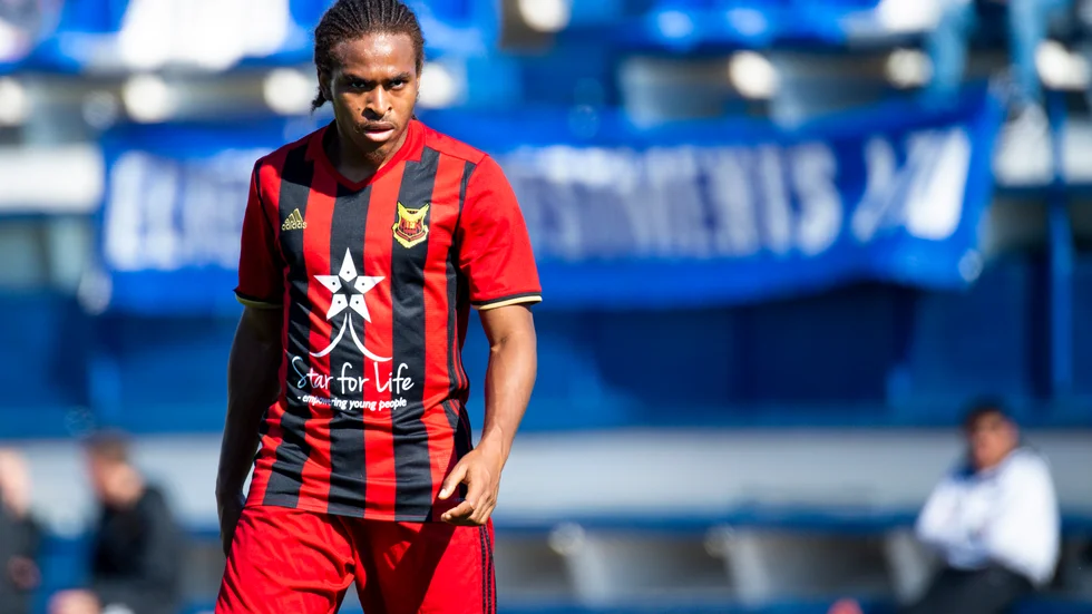 IFK Luleå visar intresse för Francis Jno-Baptiste, 20.