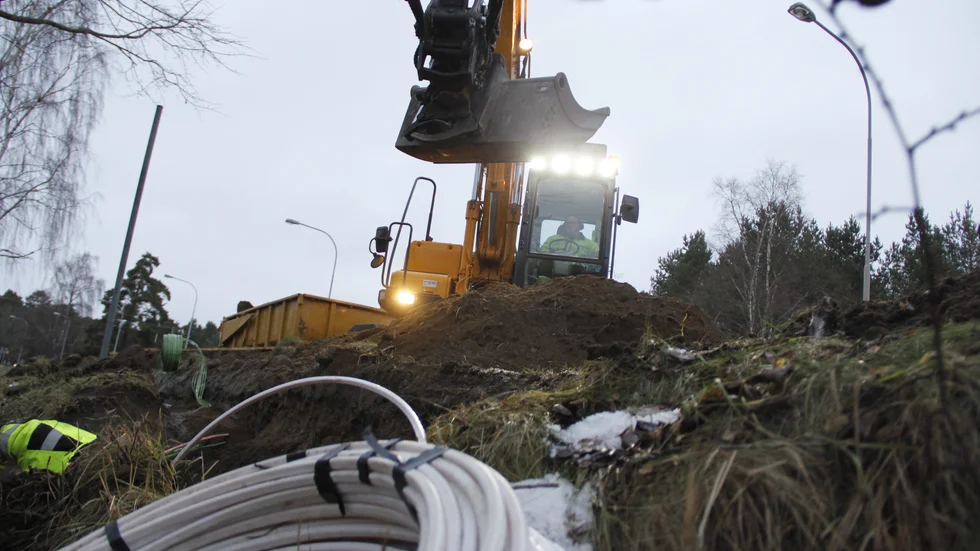 Östhammars kommun vill införa en grävtaxa för att lättare kontrollera om kommunal mark återställs efter exempelvis en fiberdragning.