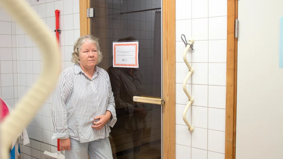 Lisbeth Andersson är besviken över att bastun i Kupoolen på Kullbergska sjukhuset är stängd.