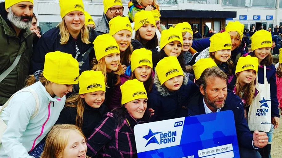 Slaughter Sisters tog hem den stora checken på 150 000 kronor. I helgen var stora delar av klubben på plats i Malmö och på Jägersro.