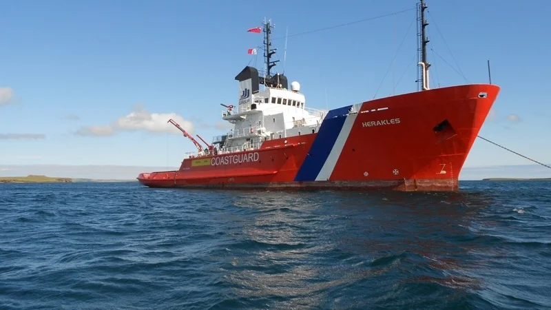 I Tv4 pekas Piteåföretaget Marine Group ut för att ha sålt bogserbåten Herakles för skrotning i Indien. VD Jan Lindbäck förnekar att båten medvetet skulle sålts för skrotning. (Arkivbild)