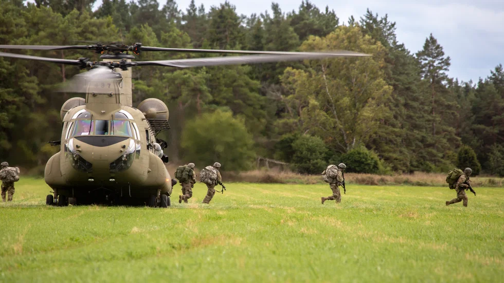 Under Aurora 17 var amerikansk militär på plats och gjorde bland annat luftlandsättning med helikopter på norra Gotland.