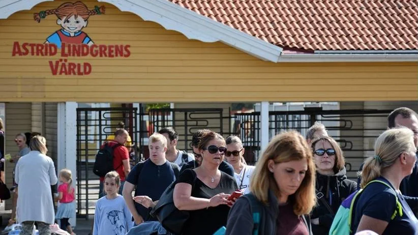 Astrid Lindgrens värld har stoppat bokningar av biljetter och boende tills vidare.