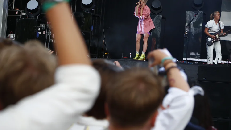 Veronica Maggio, en av landets största namn, är en artist som jobbar i team. Nu ska norrbottningarna ta efter framgångsreceptet.