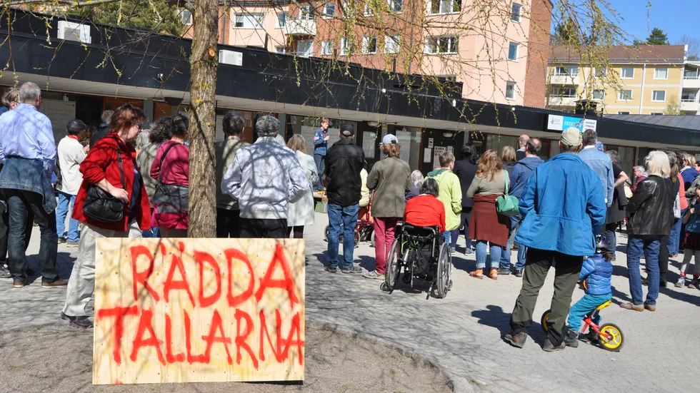 Byggplanerna i hela Eriksberg har väckt stark opinion i stadsdelen. Bild från ett tidigare protestmöte på Västertorg.