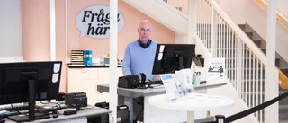 På bibblan gäller det att hålla avstånd