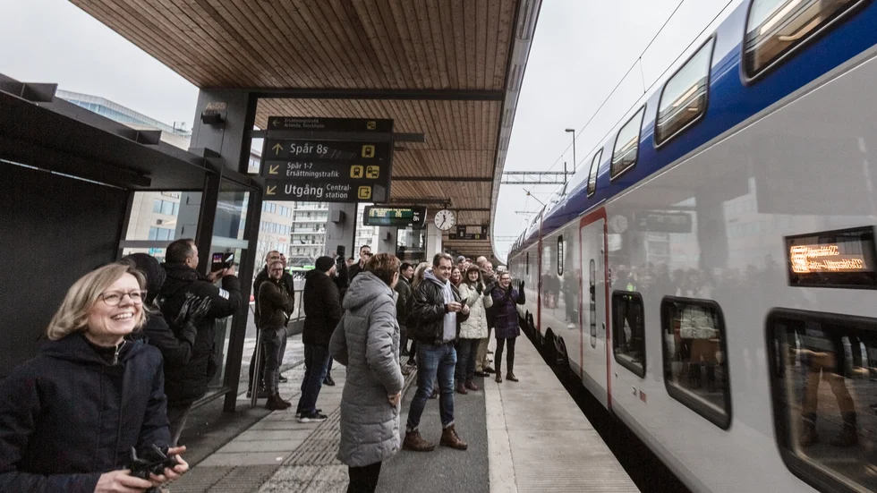 MTR/Mälartåg har lyckats bättre än SJ med att köra sina tågavgångar i vinter. Däremot har de större problem med förseningar.