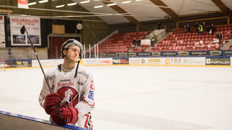 Ludvig Martinsson väntar på ett kontraktsförslag från Nyköping.