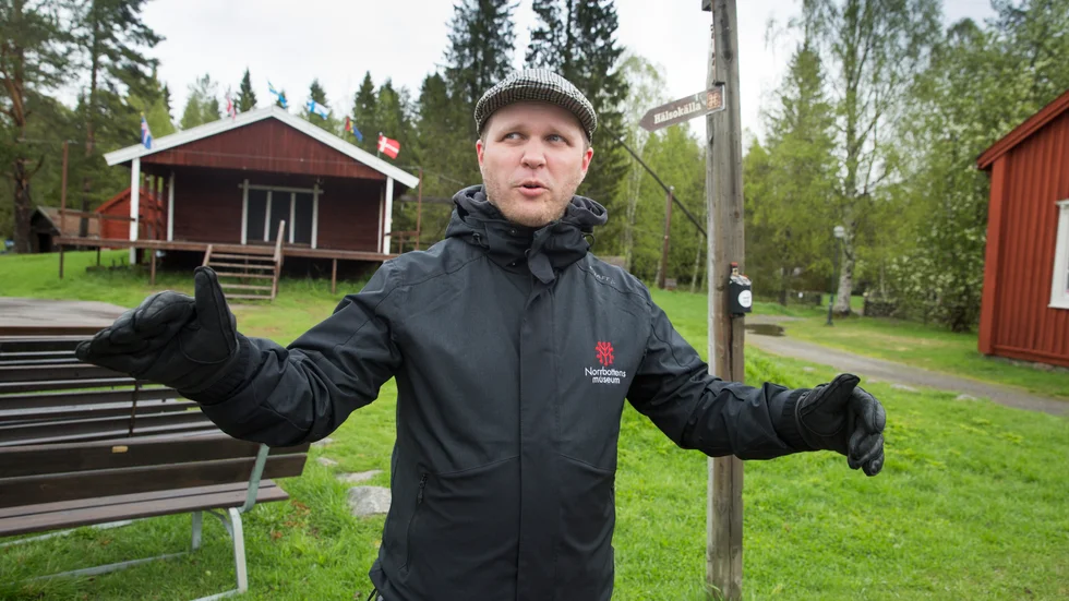 Nils Harnesk (S) har många strängar på sin lyra. Det länder honom till heders.