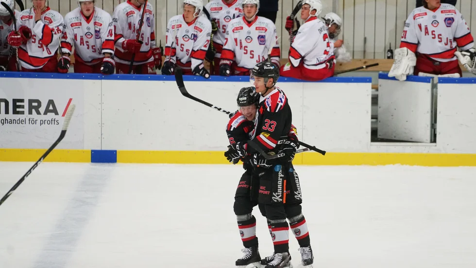 Kanske blir det spel i hockeyettan trots allt för David Bremer, William Strand och övriga i MHC?