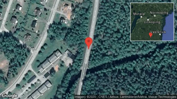 Fallna träd skapar problem i trafiken