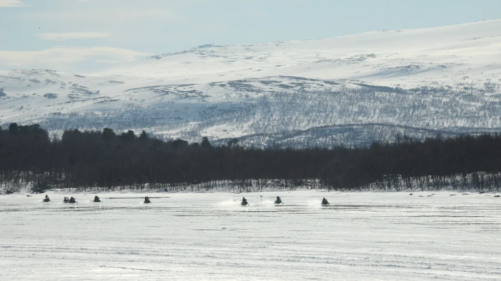 Det råder ett tillfälligt skoterförbud i delar av Arjeplogsfjällen från skärtorsdagen. (Arkivbild)