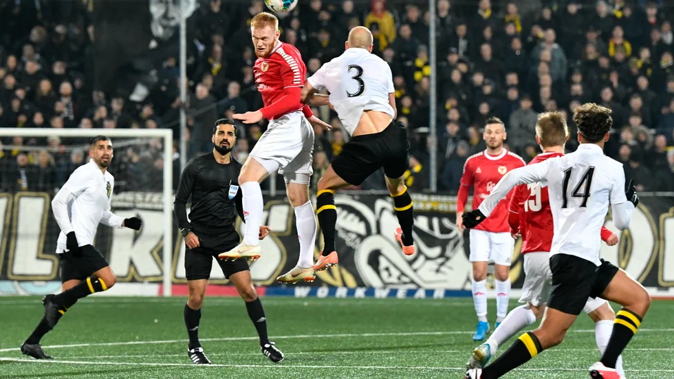 Fotbollens förhoppning om att kunna spela kvartsfinaler i Svenska cupen den 1 juni ser ut att vara i fara. Arkivbild.