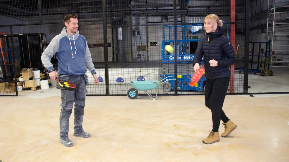 Ronny Keskitalo och Ida Bergeskans i december 2019, när den första padelbanan stod klar.