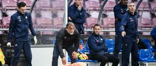 AFC-tränaren behåller lugnet trots tufft läge 