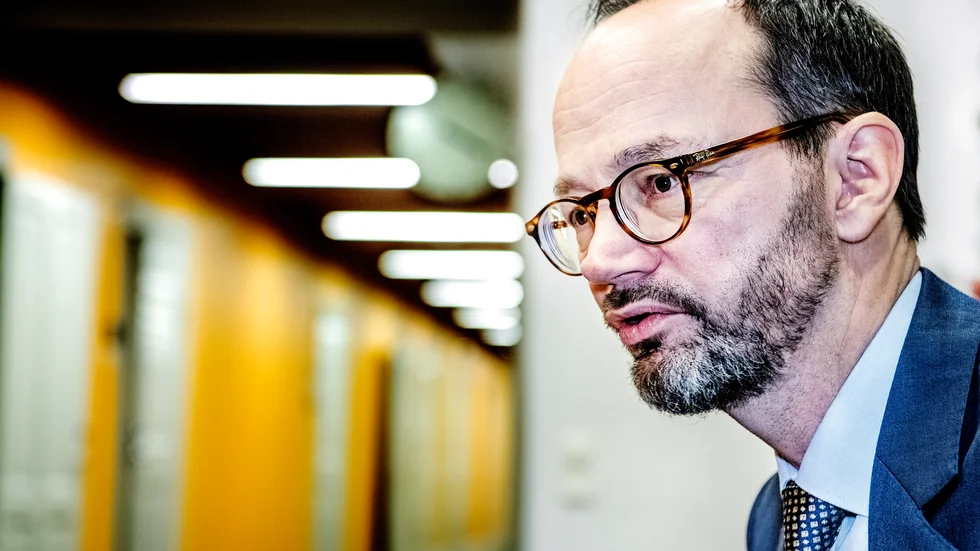 Infrastrukturminister Tomas Eneroth (S) tror att det varken skulle göra från eller till för Skavsta om flygplatsen fick del av stödpaketet på 100 miljoner kronor.