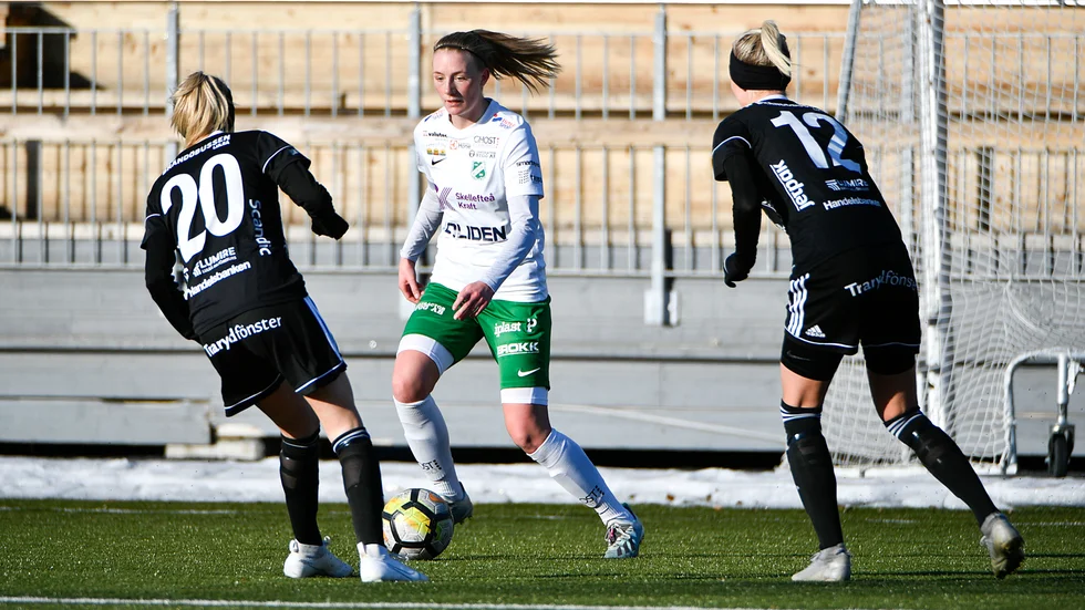 Norran sänder Moröns träningscup mot Umeå IK och Piteå.