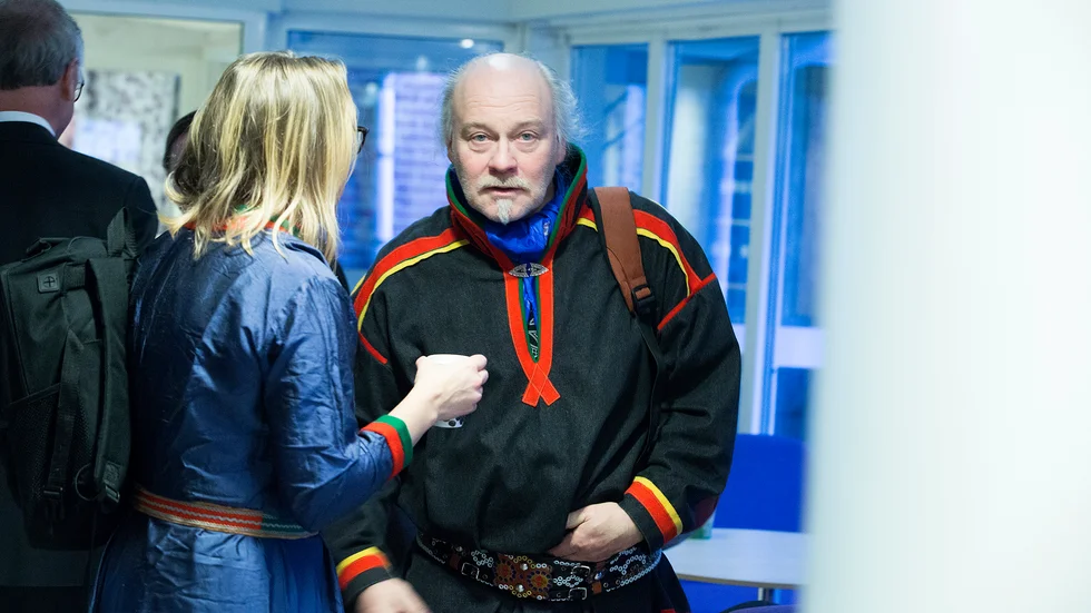 Matti Blind Berg sågar regeringens förfrågan om konsultation, som kom tre dagar efter pressmeddelandet om att Renmarkskommittén ska avvecklas.