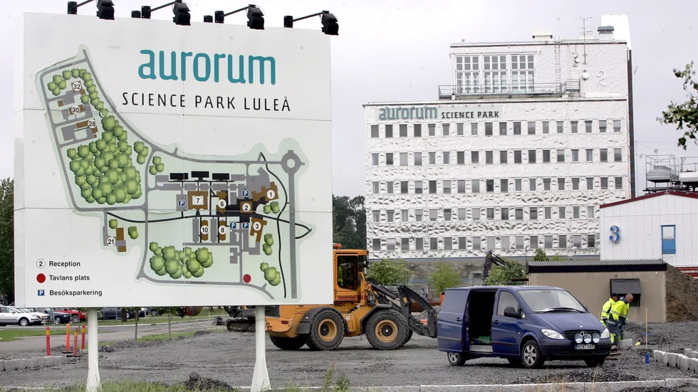 I dag en grönskande kulle, men här ska framtidens 80-plussare bo.