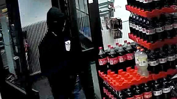 Det var den 20 april som mannen rånade Tempo i Mjölby.