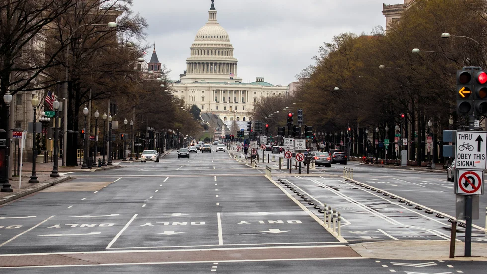 USA:s senat har godkänt ett enormt stimulanspaket.