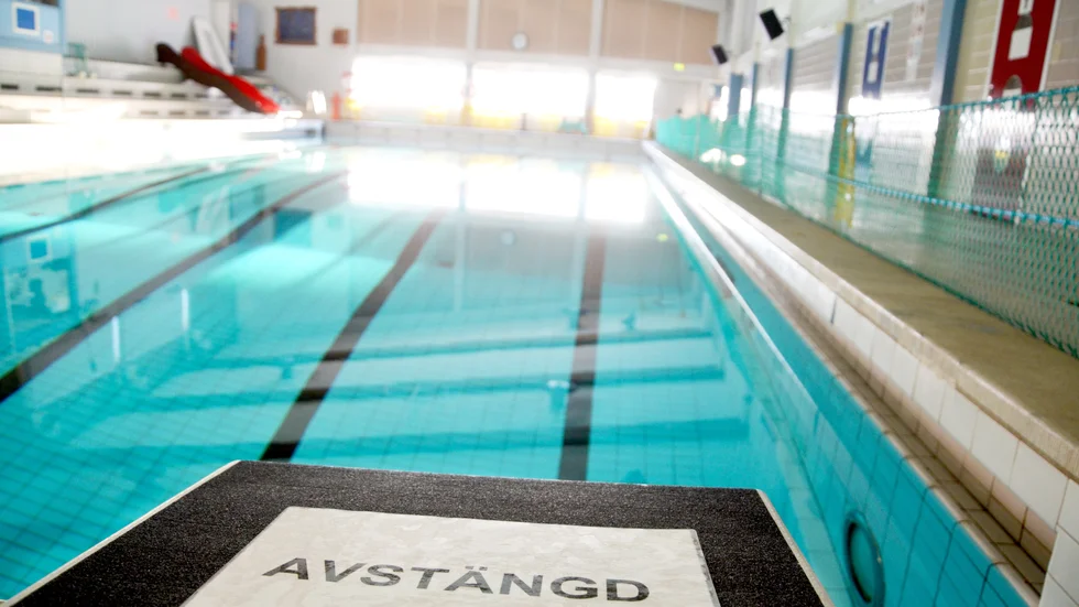 Simhallen i Haparanda stängdes i februari 2020.