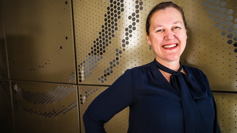 Tove Fall säger att man vet alldeles för lite om det nya coronaviruset för att säga hur länge restriktionerna behöver vara i kraft.