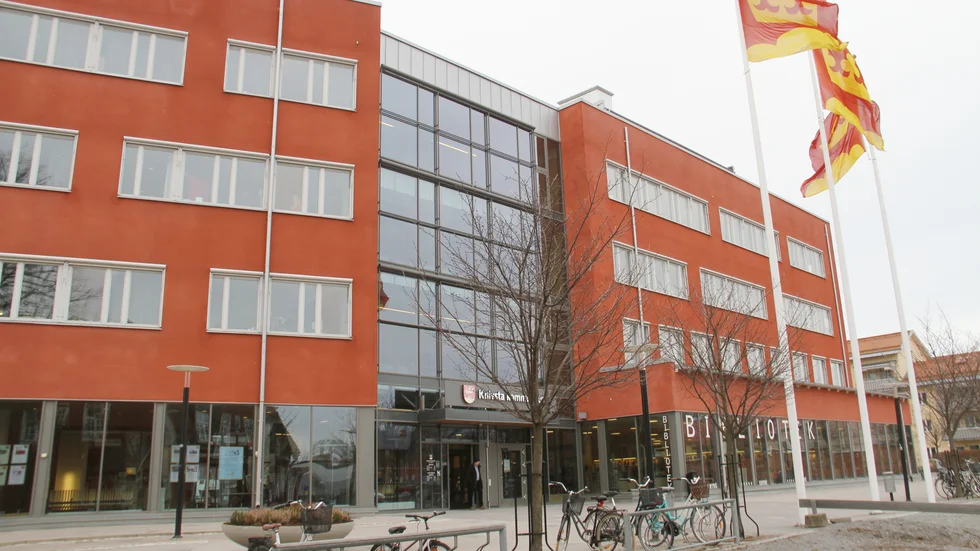Knivsta kommun och deras bolag har beslutat att erbjuda tillfällig hyresreducering till de småföretag de hyr ut till som drabbats av betydande intäktsbortfall under coronakrisen. 
