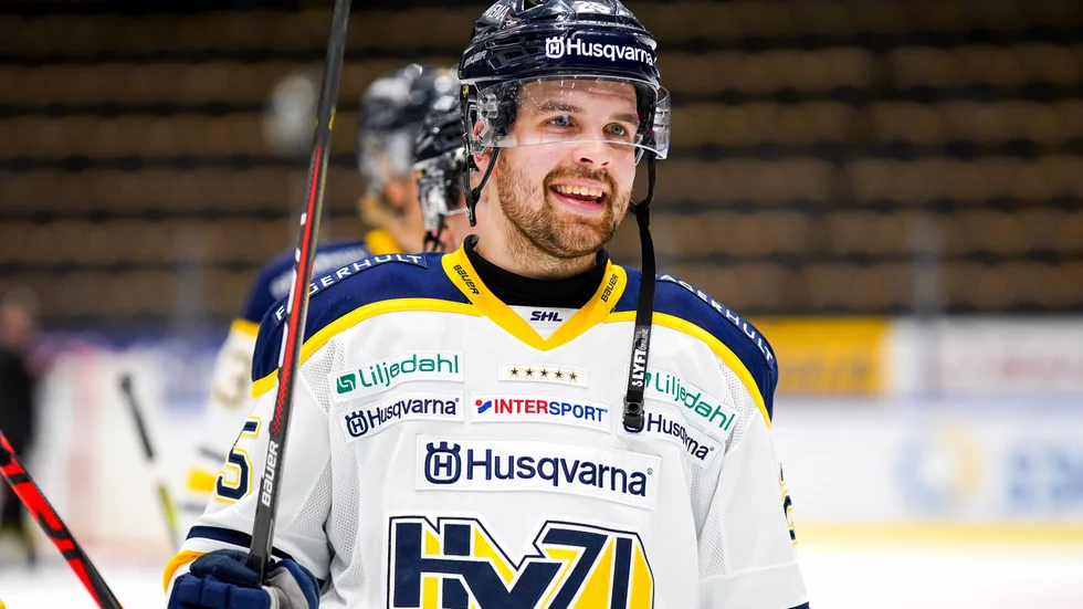Axel Holmström ser med gläjde fram emot sommaren och nästa säsong. 