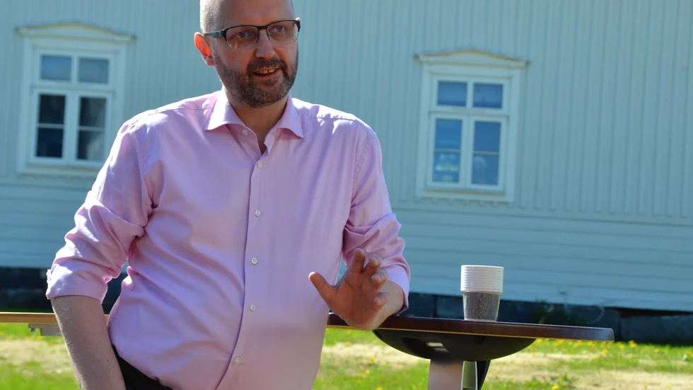 "Jag tror inte på en minskad smittspridning eftersom de som bor i Finland besöker oss" säger kommunalrådet Sven Tornberg (C).