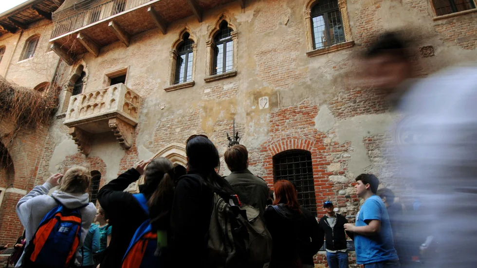 Balkongen på "Julias hus" i Verona. Byggnaden är ett mycket populärt turistmål, och öppnar nu återigen för turister. Arkivbild.