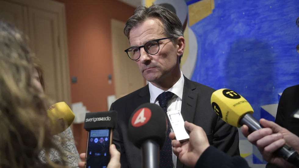 Finansinspektionens generaldirektör Erik Thedéen och hans stab har inlett en granskning av låneupplägg och kreditprövningar hos Collector, Marginalen, Resurs, Svea, Wasa och Norwegian Bank. Arkivbild