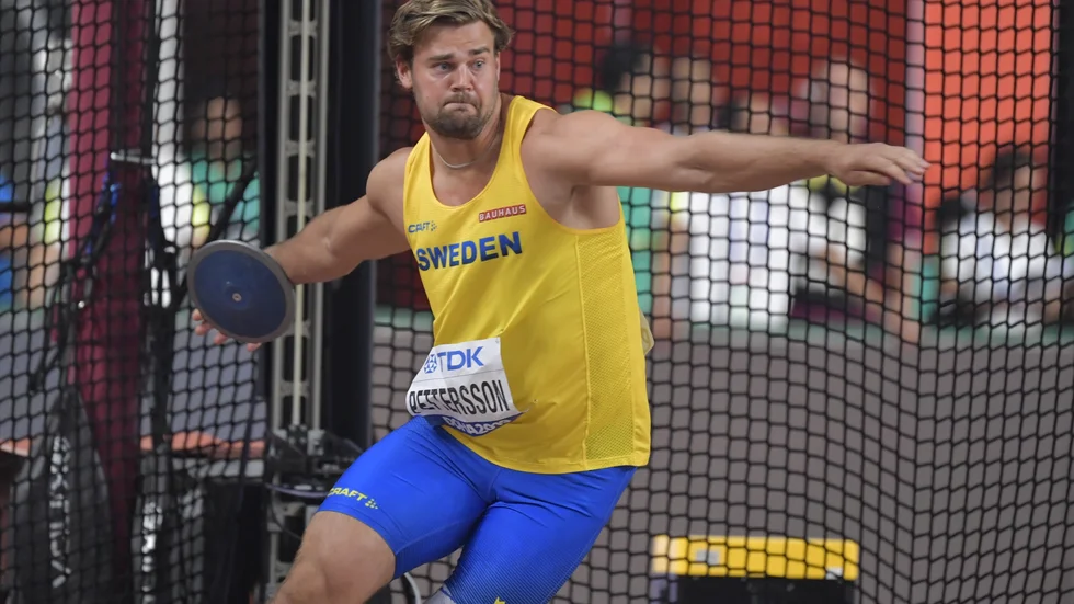 Simon Pettersson satte nytt personligt rekord tidigare i april, 66,93. Men det diskuskastet räknas inte som OS-kvalificerande trots att det var över OS-kvalgränsen på 66 meter. Arkivbild.
