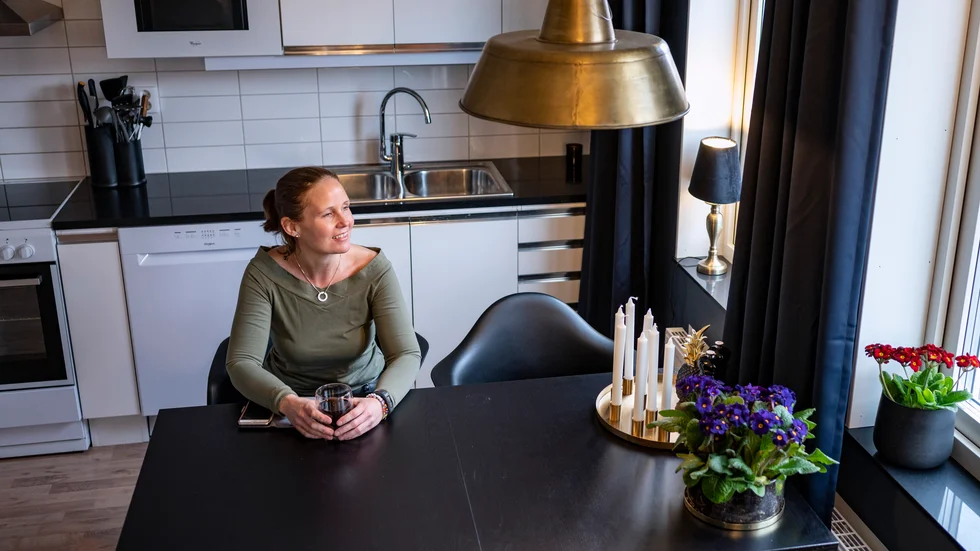 "Vänner som har hälsat på hos mig kan inte fatta att i princip allt är begagnat", säger Sandra Fäldt Persson.
