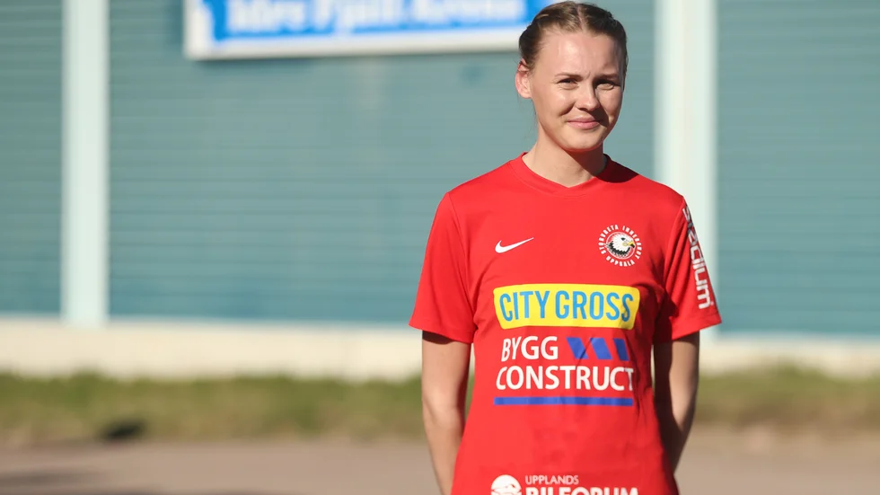Tillbaka i morderklubben. Frida Bäfve går från toppen av superligan till Storvreta, som den gångna säsongen låg på nedre halvan av allsvenskan.