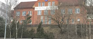 Livsmedelsbutik sålde färdigpackat utan märkning