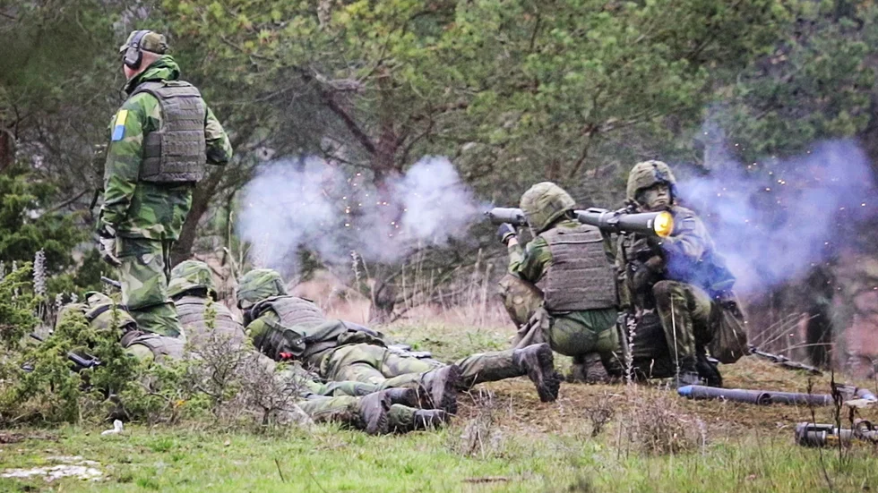 Försvarsmakten övar med pansarskott och granatgevär. Bilden är från ett annat tillfälle.