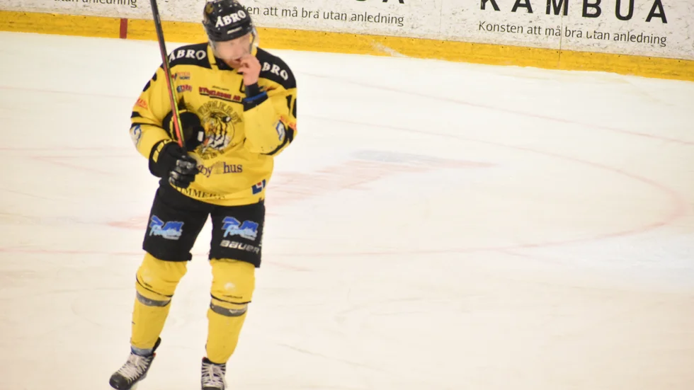 Det var en märkbart besviken VH-kapten, Jakob Karlsson, som tvingades konstatera att laget fått stryk mot Tyringe. 