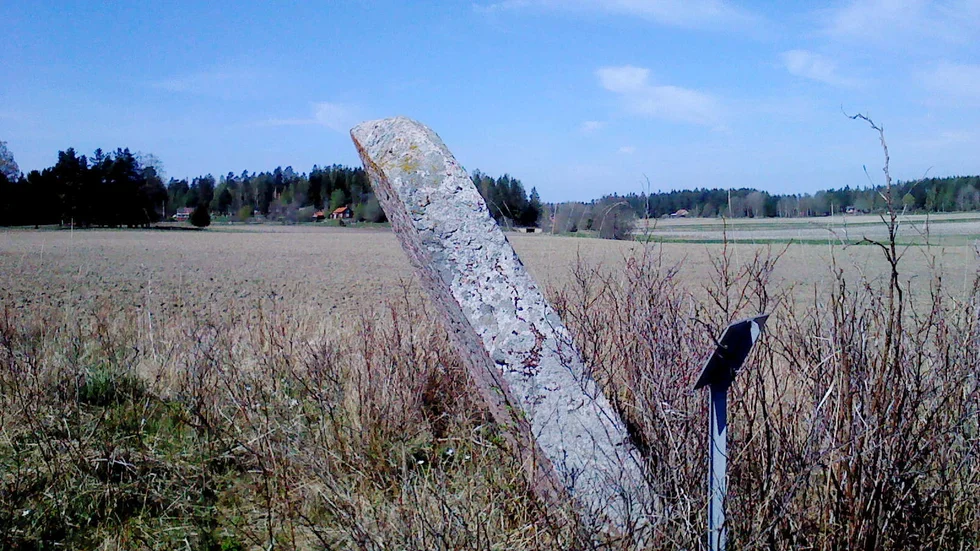 Runstenen i Huddunge.