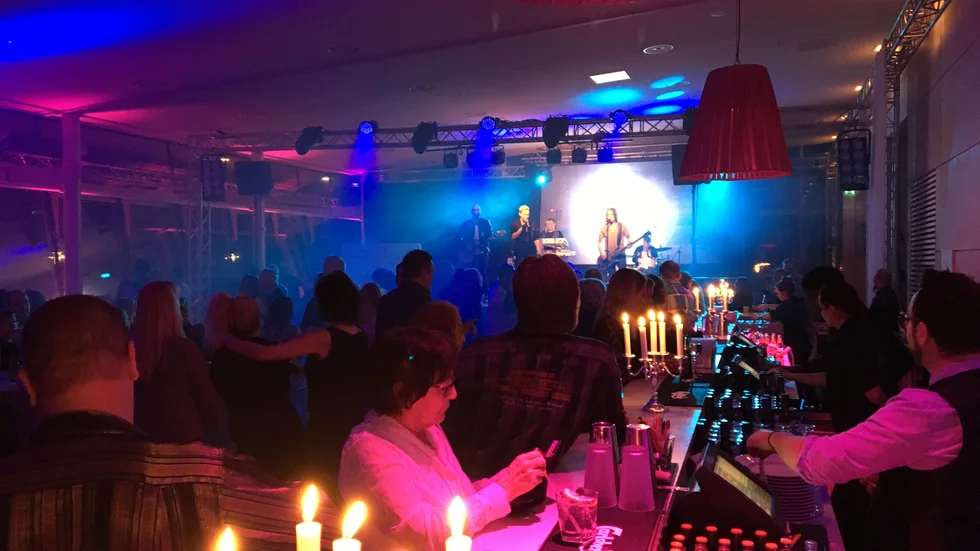 Det blir ingen dansbandsfest på Wisby Strand i år. 