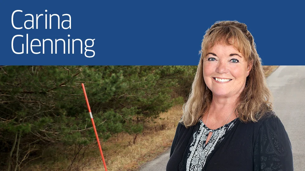 En orange och reflexförsedd snöpinne i bilens samtliga fyra hörn är väl innovativt och bra?