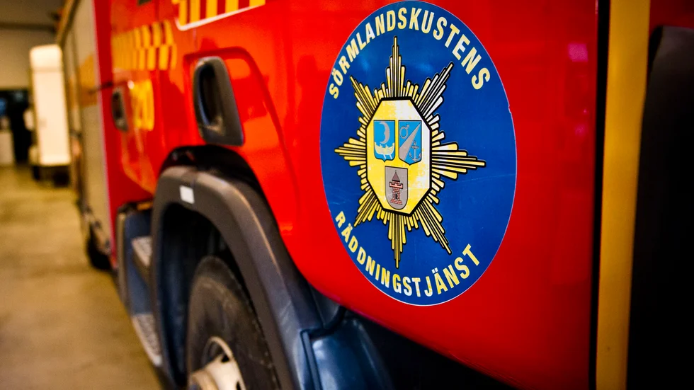 Nyköping kommun – detta verkar snart likna fiasko! Hur många fler utredningar och undersökningar behövs det nu? Har ni inte tillräckligt med underlag för att kunna börja handla?
Skriver signaturen "En av oss alla Anhöriga".
