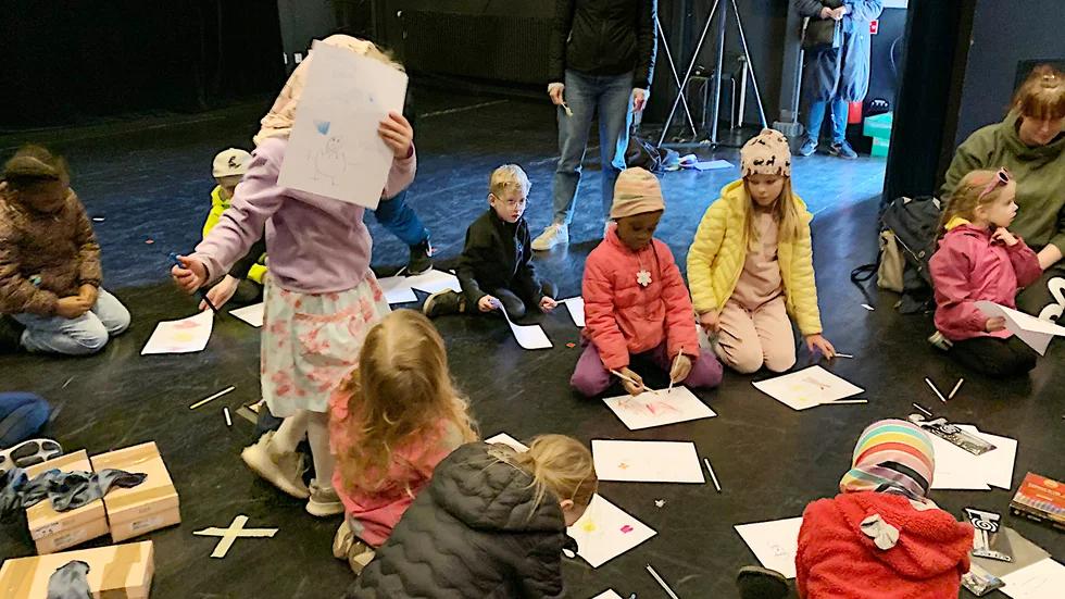 Kulturskolans elever gick in för skapandet med liv och lust.